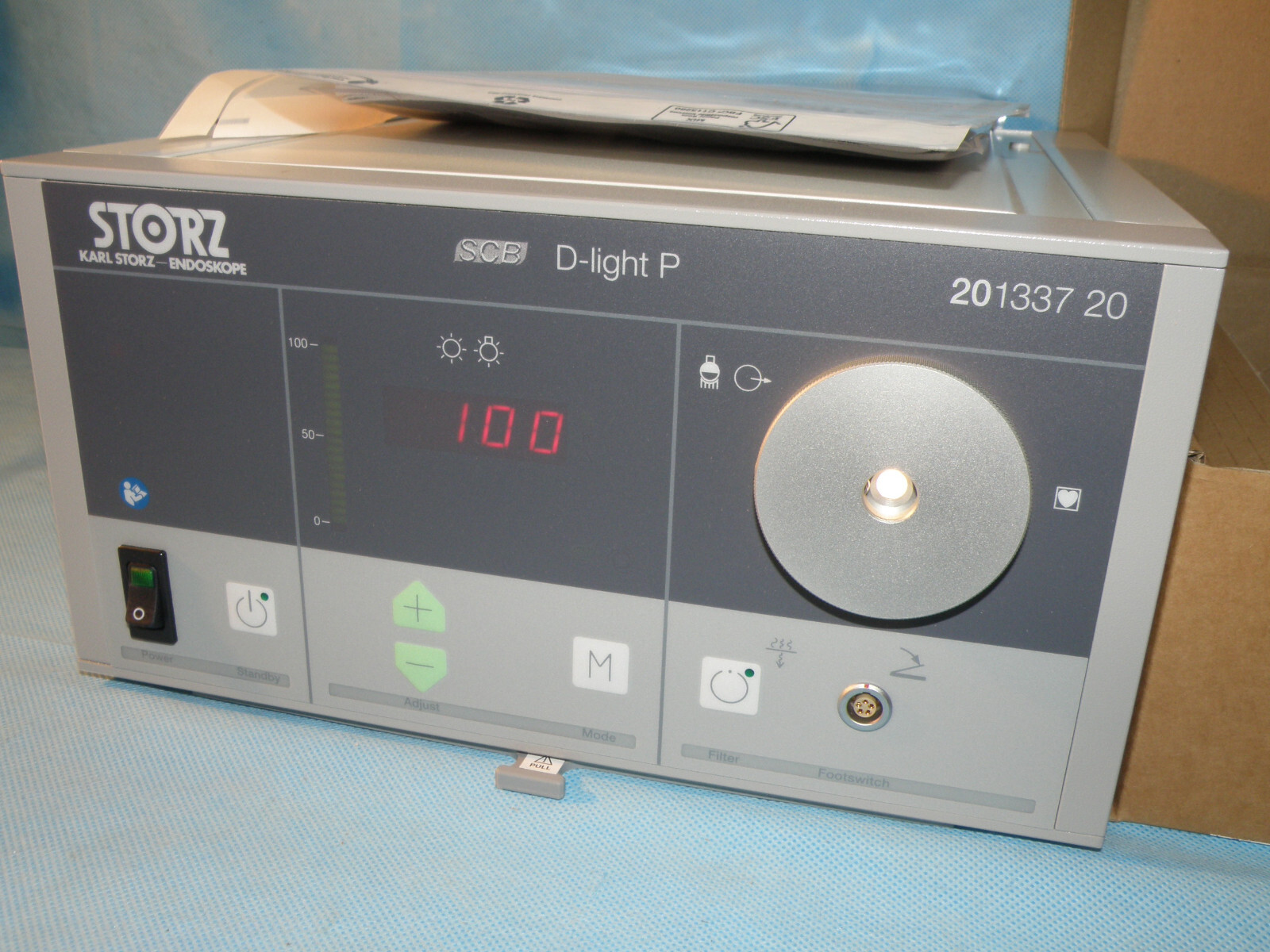 Storz 300 watt Xenon Light Source for Endoscopy