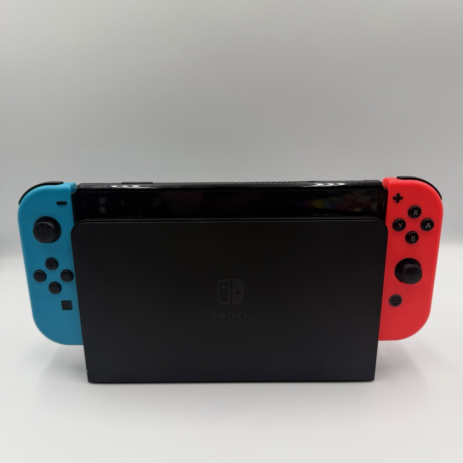 Nintendo Switch OLED Red & Blue Bundle Mario Kart 8 Deluxe