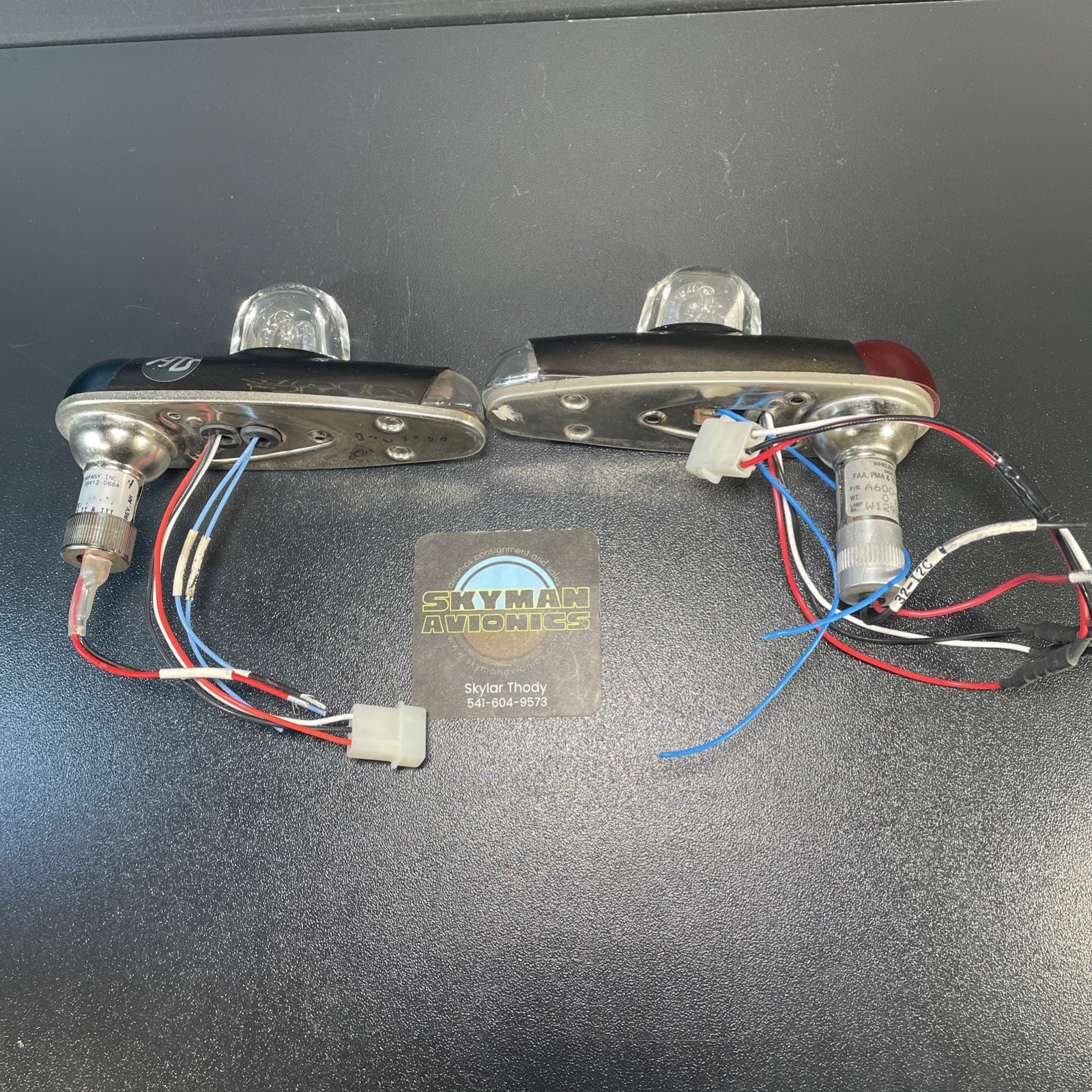 Whelen Nav/Strobe Light Set - A600 - 28V