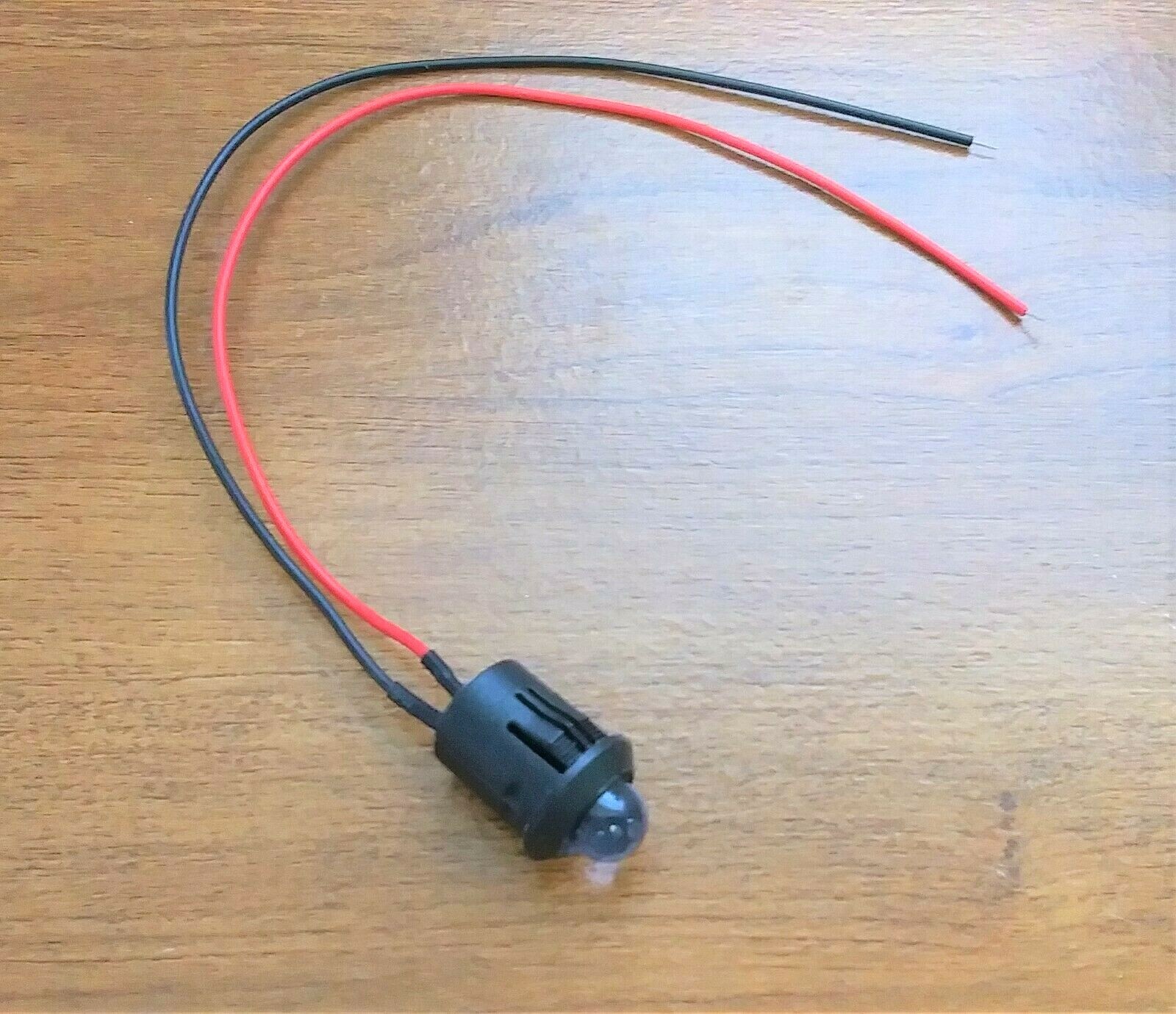 BBT 12 volt DC Red LED 1/2" Snap-In Indicator Light