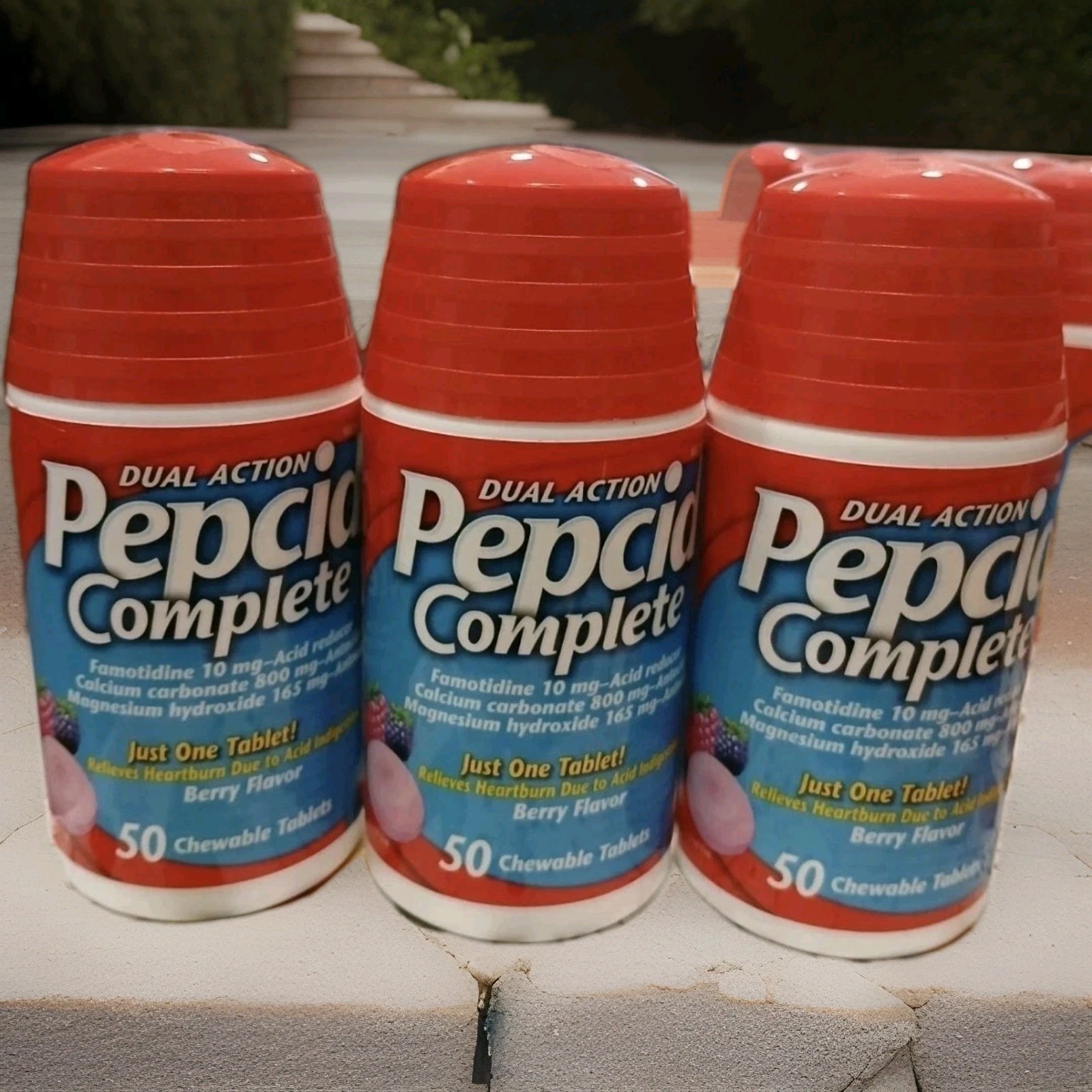 Pepcid Complete Acid Reducer + Antacid Chews, Berry, 50 x3=150 Exp 2028