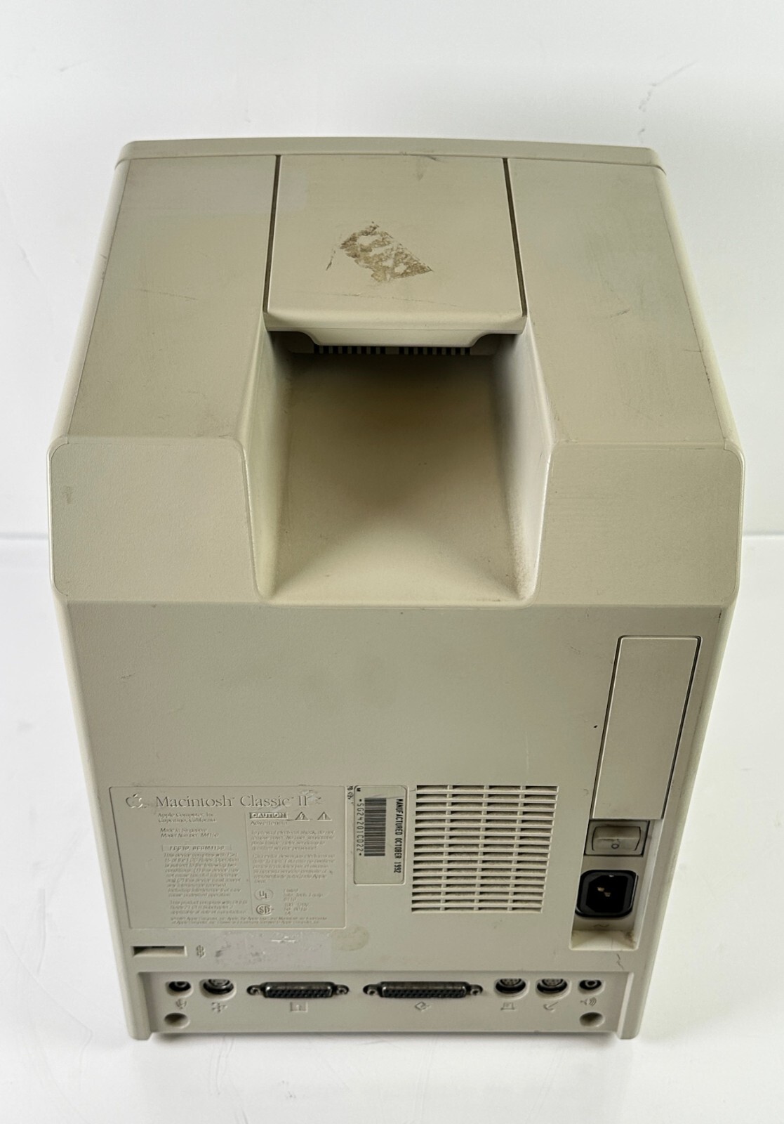 Vintage Apple M4150 MACINTOSH Classic II Computer