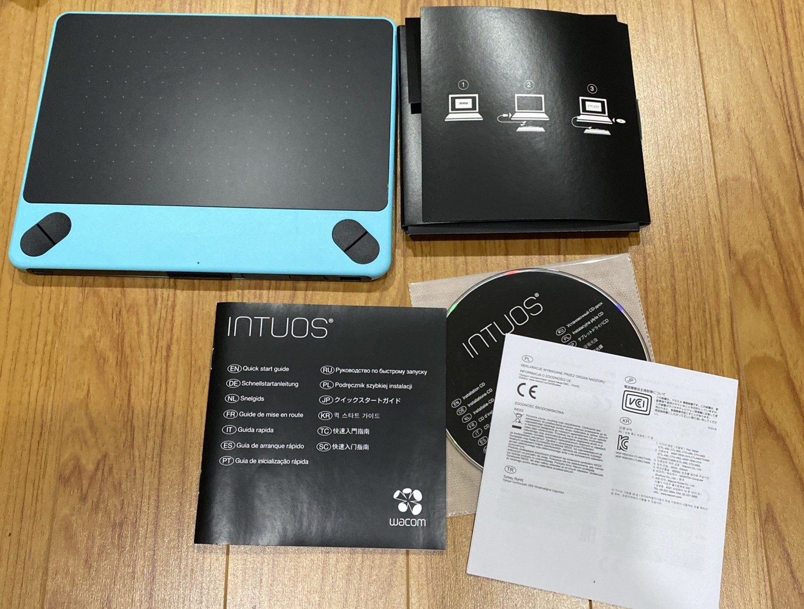 Wacom Intuos Drawing Tablet in Box CTL4900B Aqua - Excellent Working