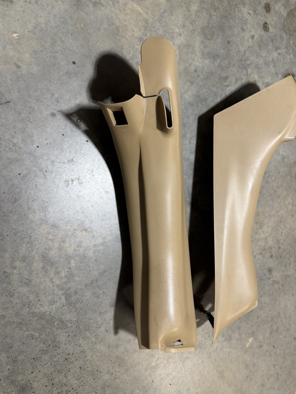 1997-2004 C5 OEM Corvette B Pillar Seat Belt Trim Pair in Light Oak