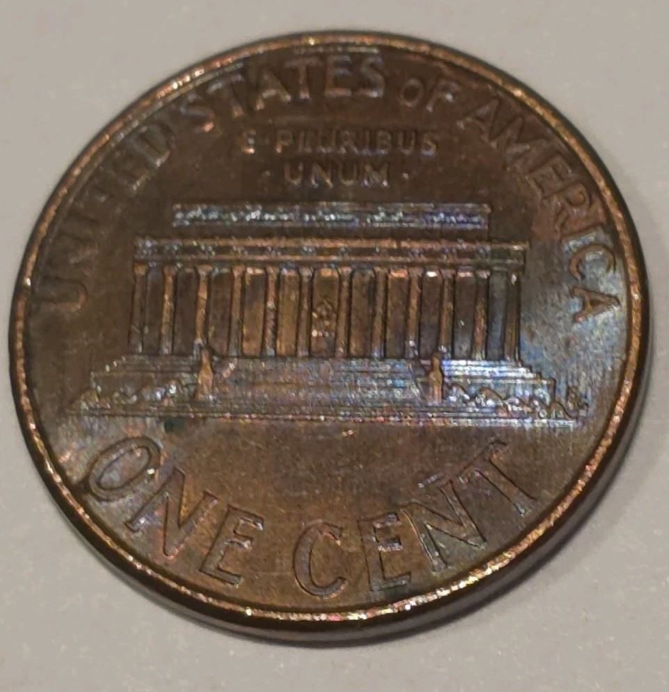 2003 Lincoln Memorial Cent Coin Toning