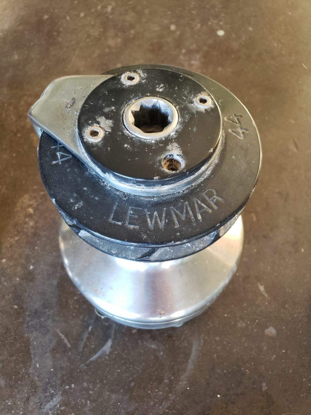 2 matching lewmar 44 2 speed winches