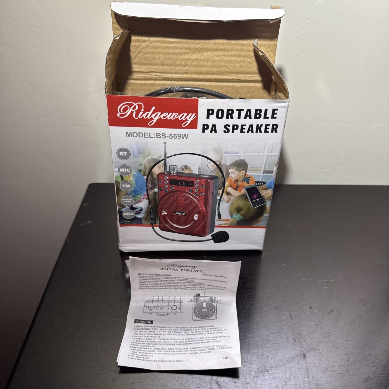 Portable PA speaker model BS – 559W Ridgeway Red