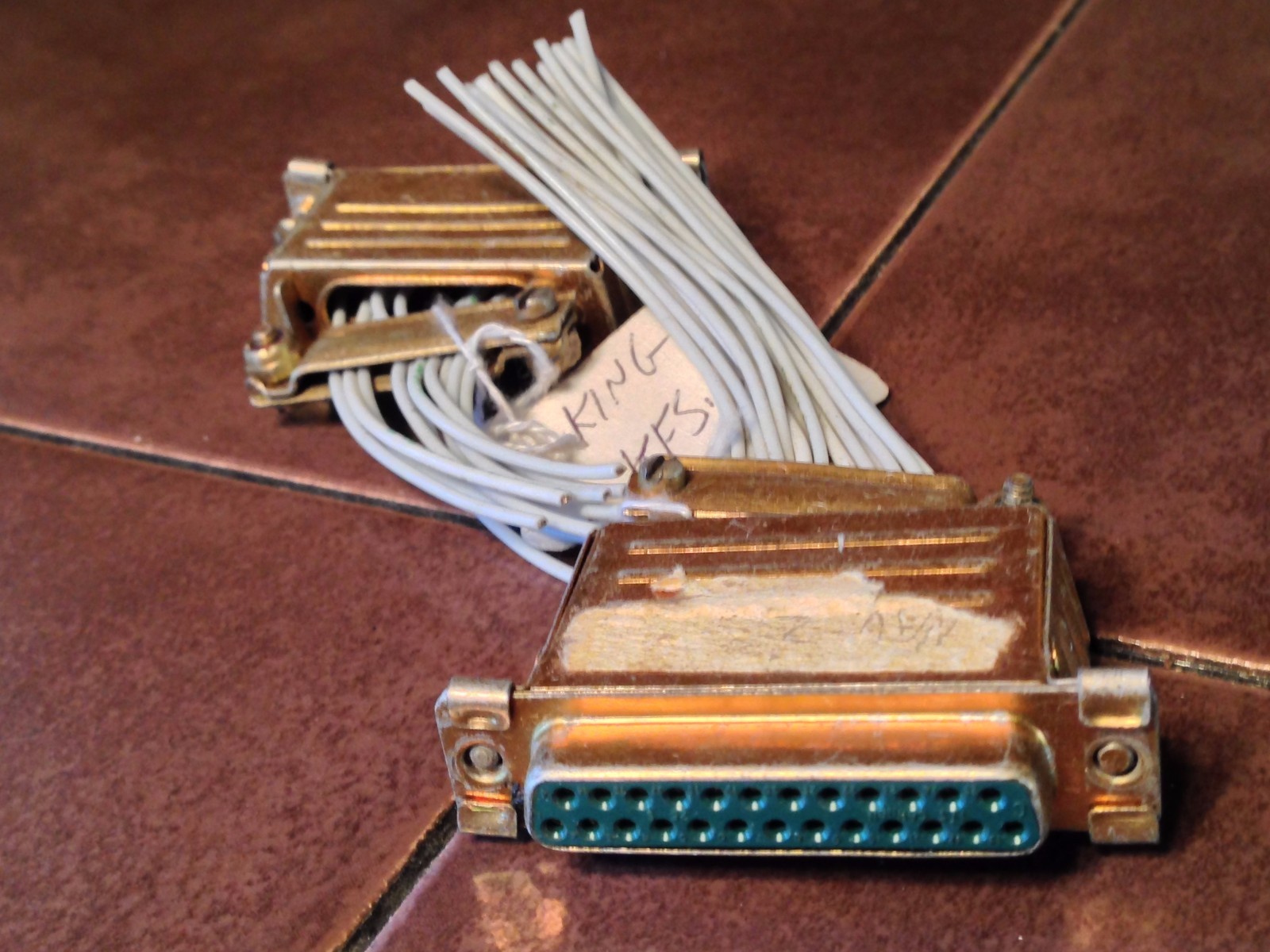 King KFS-560 Connectors with locks