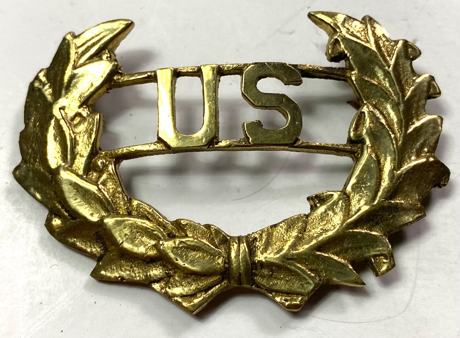CIVIL WAR US UNION KEPI HARDEE HAT CAP BADGE- OFFICER