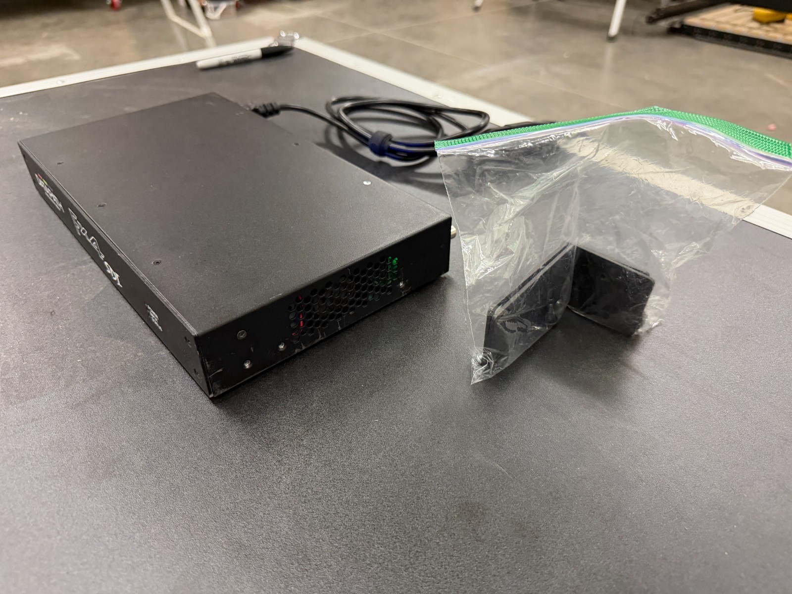 DATAPATH Fx4 SDI 4K Display Wall Controller with Four SDI Outputs