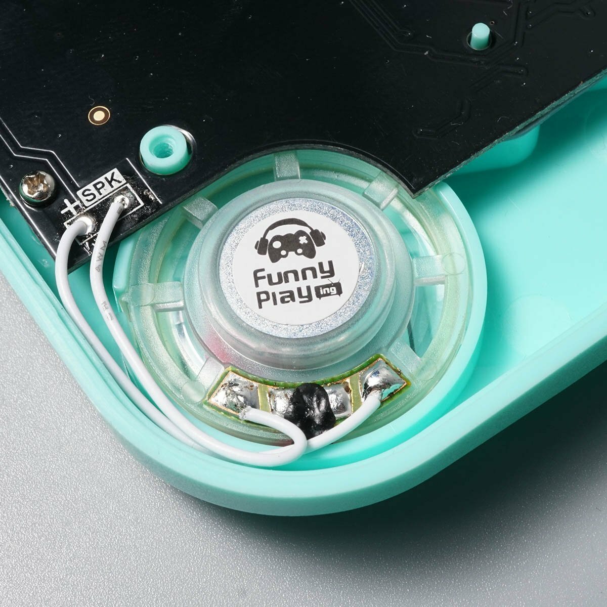 FunnyPlaying Clear Game Boy DMG Original Speaker