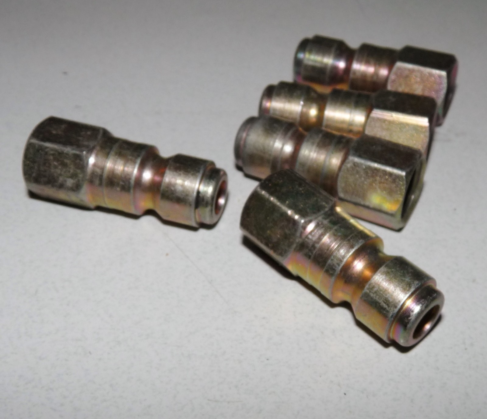 LOT OF 7 NEW PARKER 1E III STEEL NIPPLES 1/4" FEMALE NPTF TRU-FLATE COUPLING