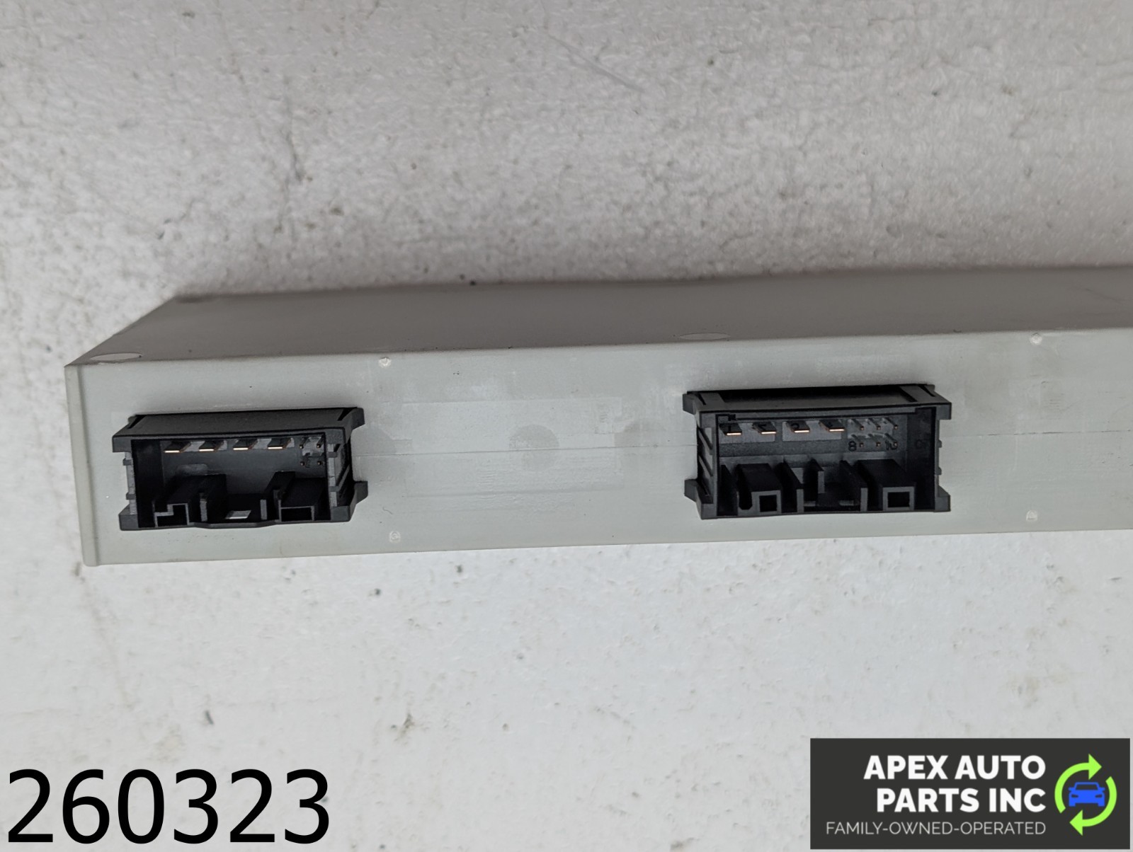 OEM 2016 BMW 528i xDrive 2.0L AUTOMATIC TRUNK LID TAILGATE CONTROL MODULE