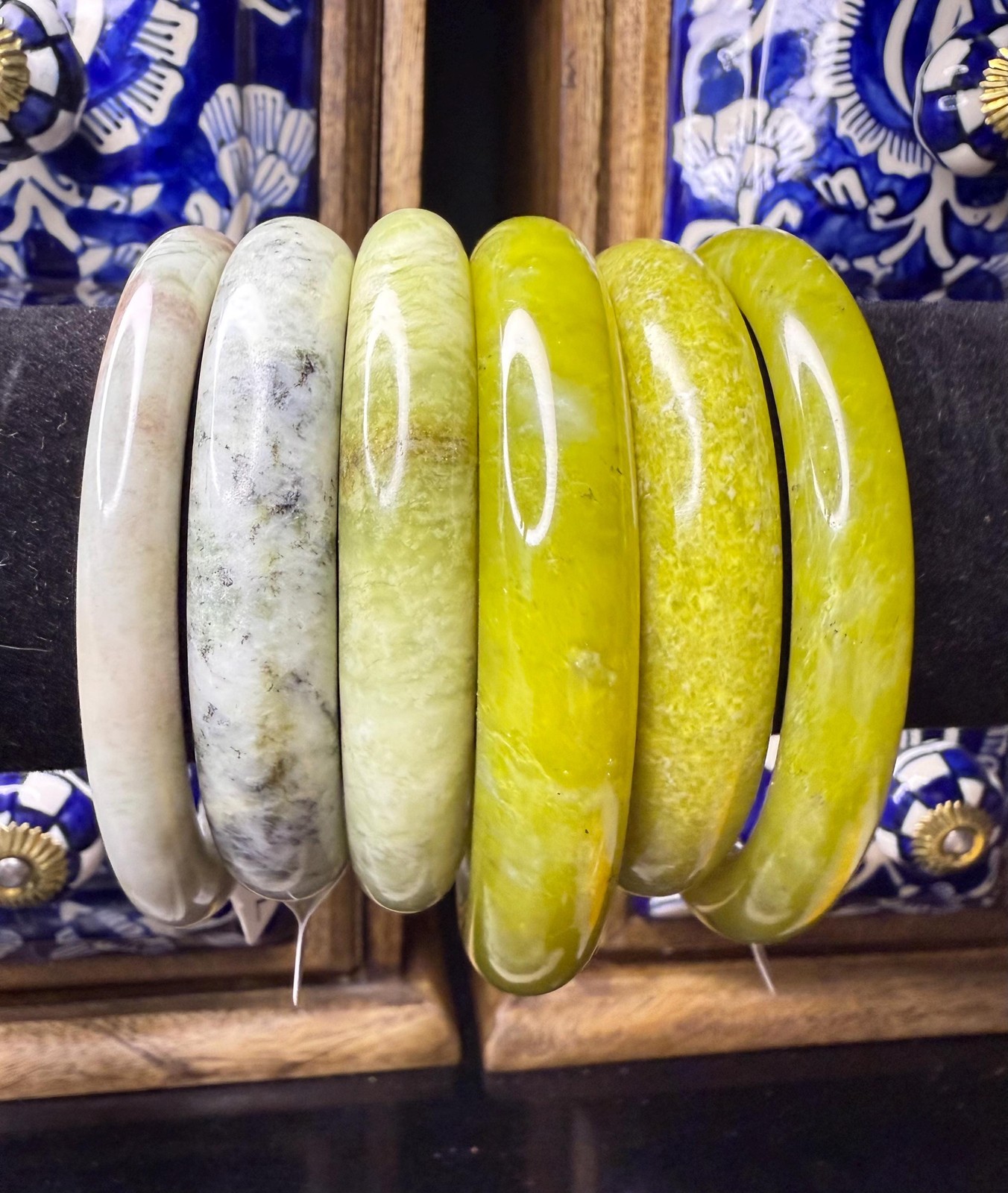 Green Jade Bangle Xiuyan Natural Jade Bracelet