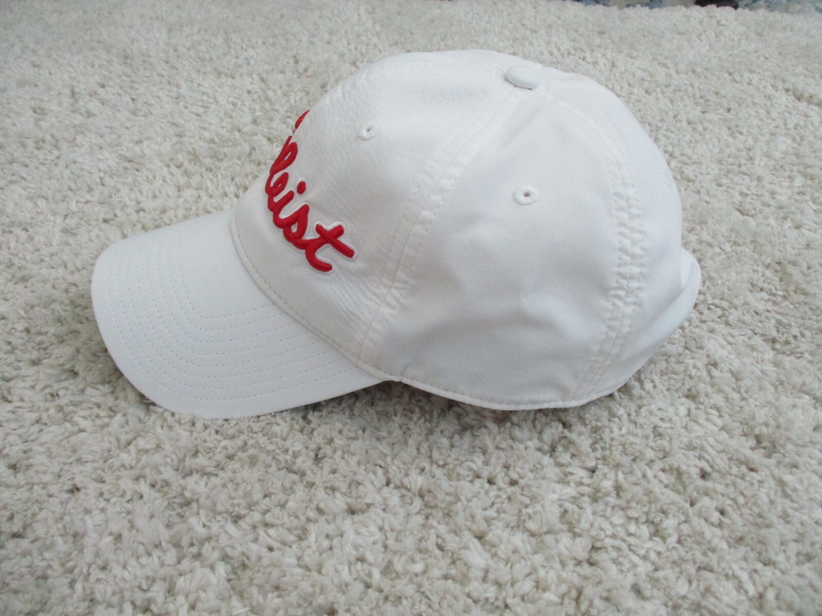 Titleist Golf Hat Adults Cap Red Writing Adjustable Strapback Spell Out Bear Cal