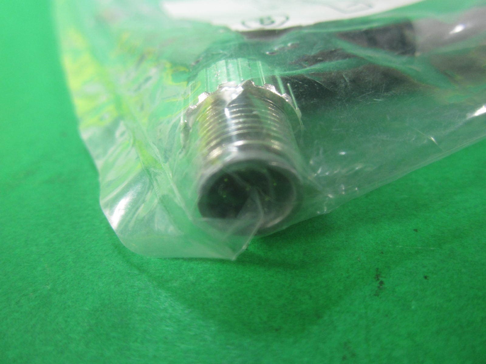 SMC Connector Cable -- EX500-AC010-SAPA -- New