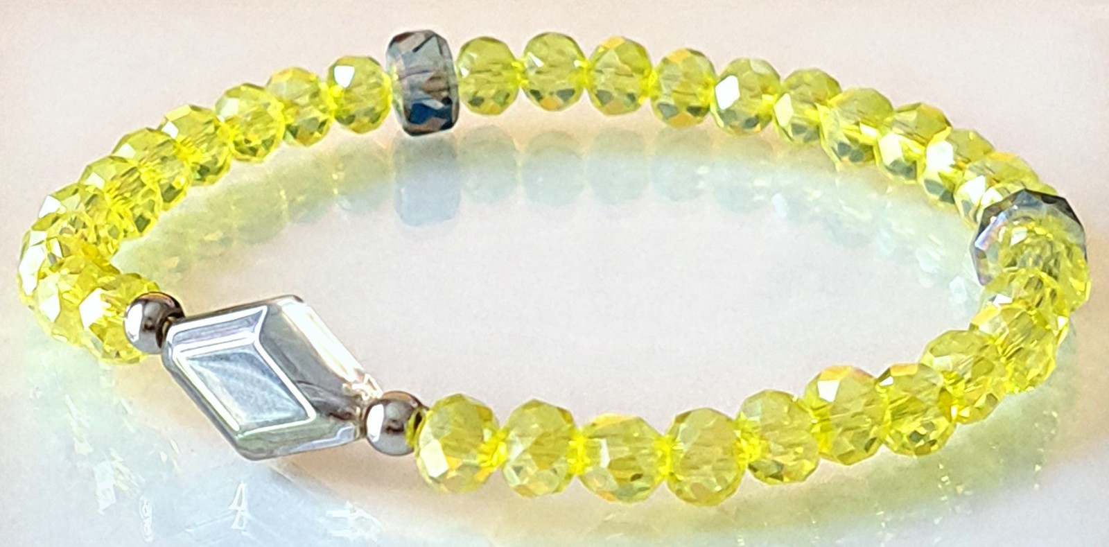 Handmade Golden Crystal-Glass Bracelet - 17.3 cm / 6.8 in Stretch Fit
