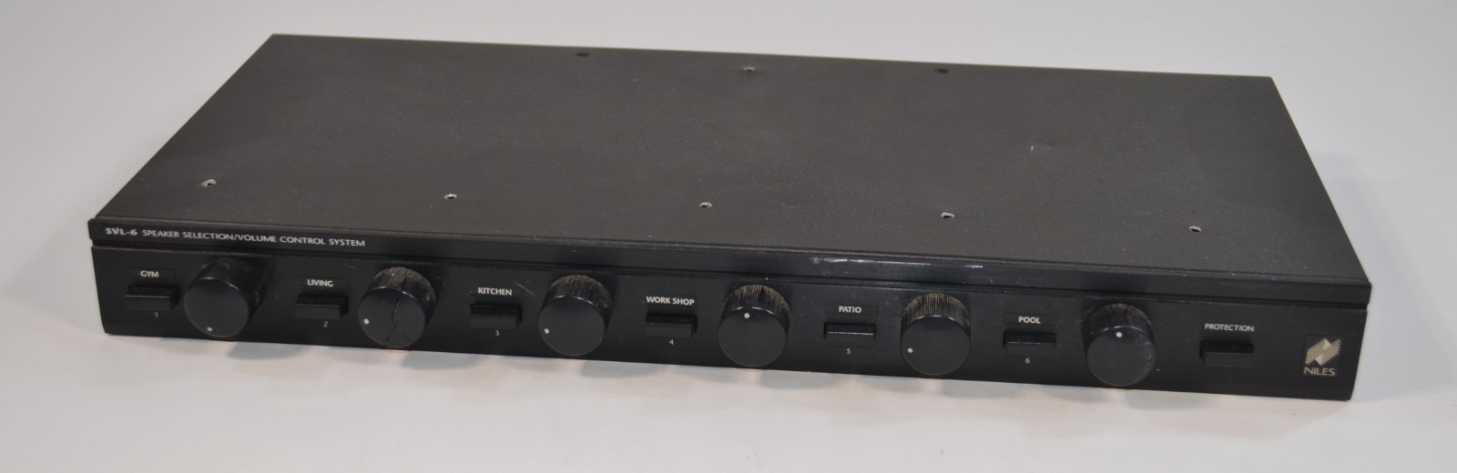 Niles SVL-6 6 Speaker Selection Audio Unit Volume Control System (UNTESTED)