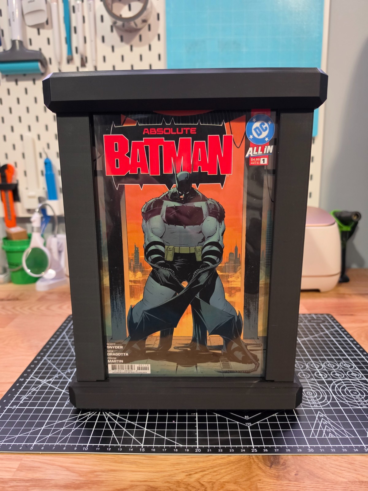 Comic Book Display Spinner/Storage Container(50+ Comics) for Non-Graded Comics