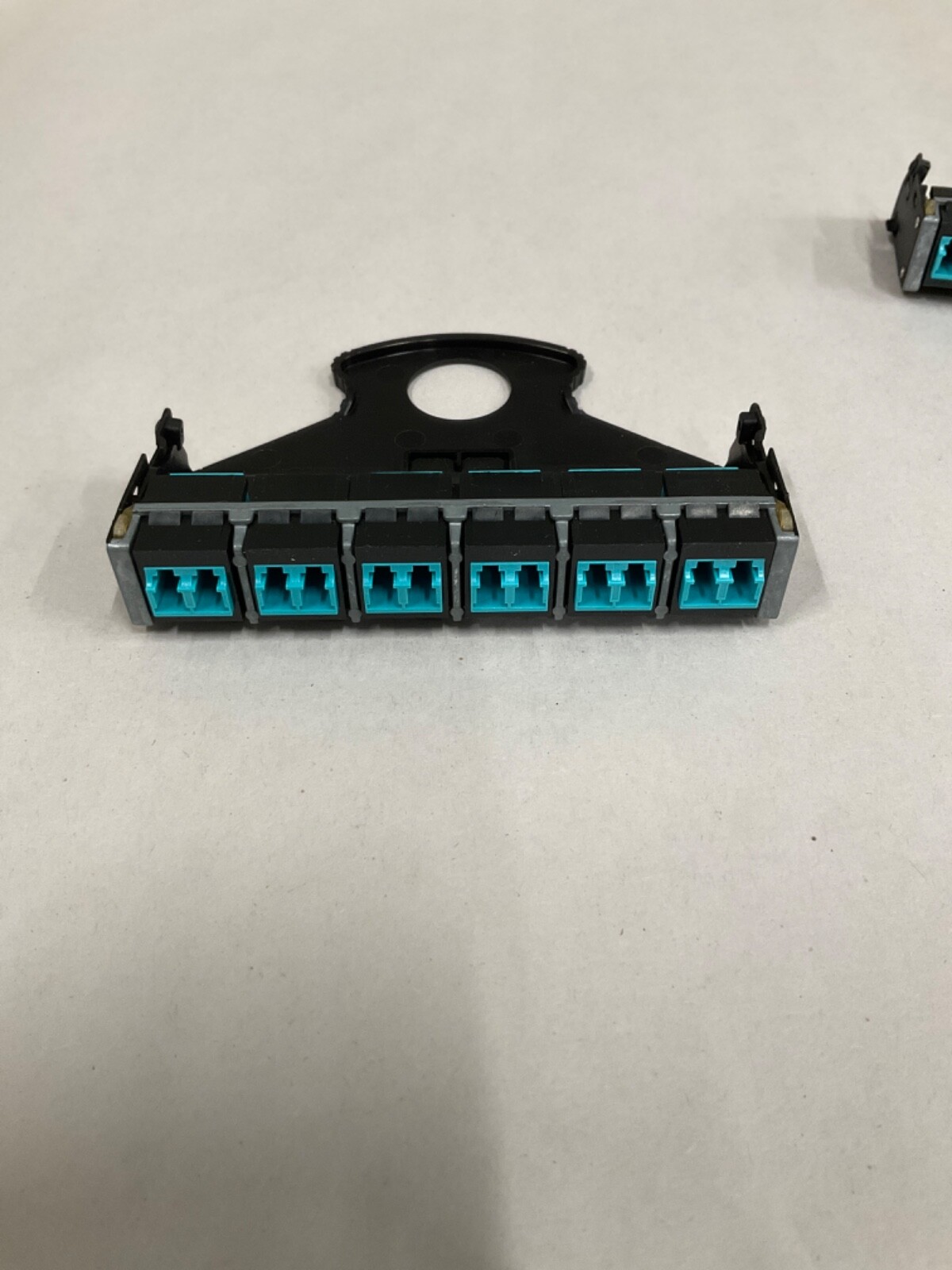 Leviton CAT E2XLC-AQU SAN 001 Cartridge