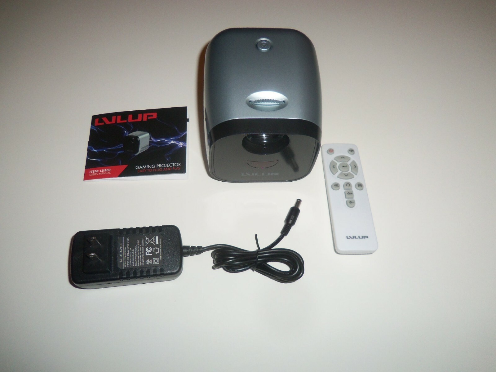 Vivitar LVLUP LU900-NOC 2160P 2200 LED Plug and Play Gaming Projector