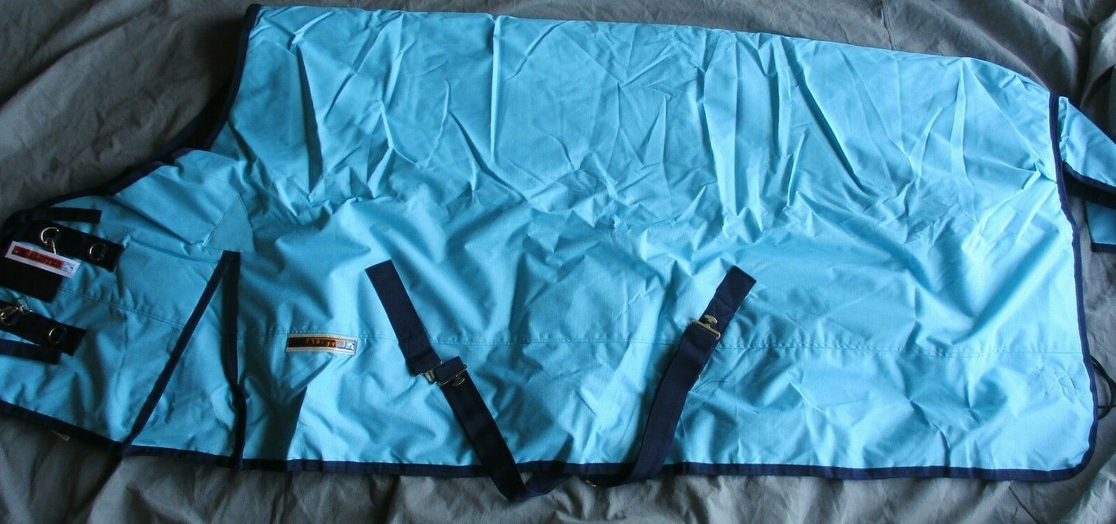 NEW 82" TURQUOISE MCALISTER 600D 300G HEAVY WINTER TURNOUT WATERPROOF BLANKET