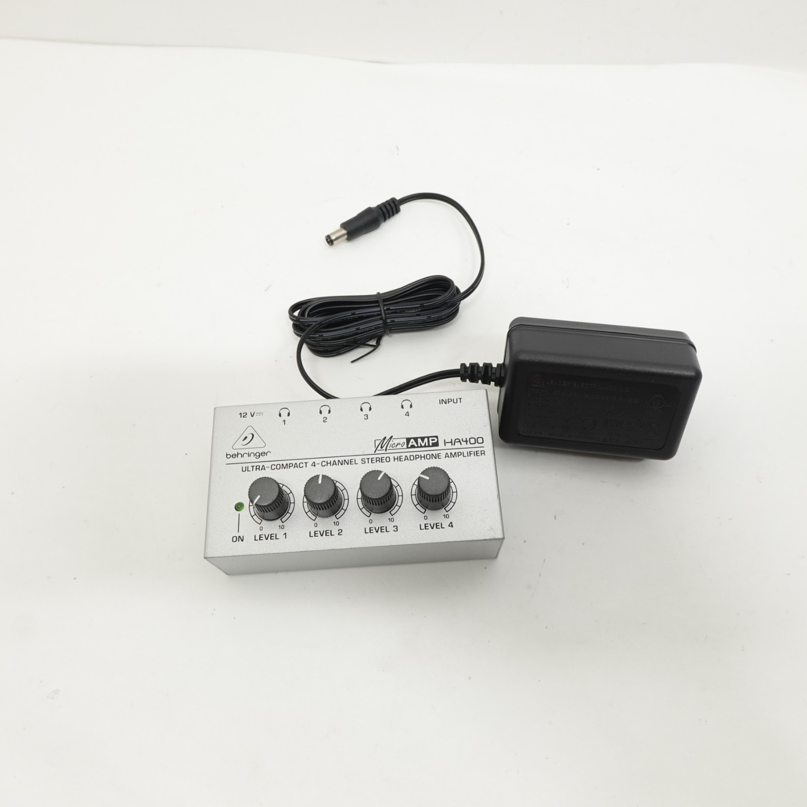 BEHRINGER Microamp HA400 Ultra-Compact 4-Channel Stereo Headphone Amplifier
