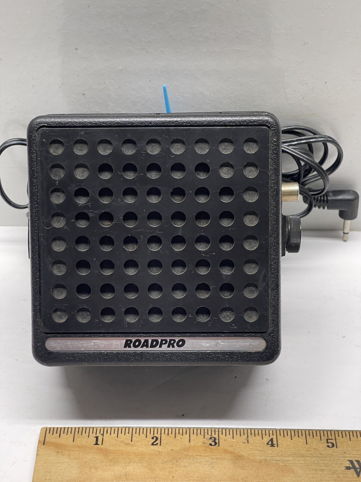Vintage RoadPro Model RP-200R 12W Extension Speaker for CB or HAM Radio