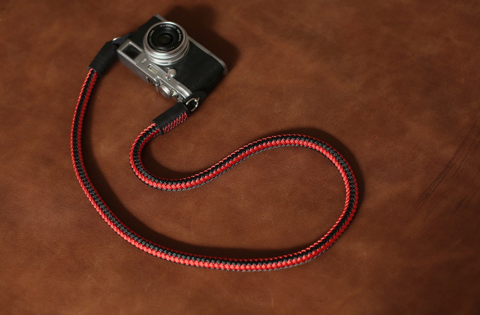 Windmup 12 mm Rope Camera Strap — Red/Black