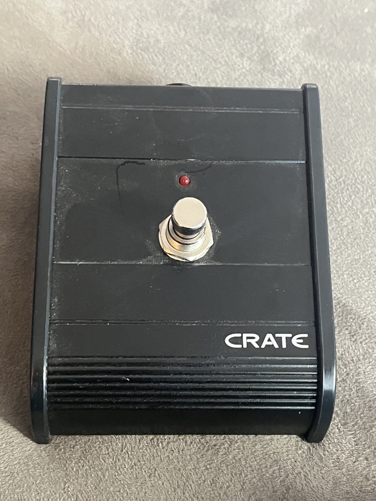 Crate CFS1 Single 1 Button Guitar Amplifier Footswitch Channel Switch, Untested