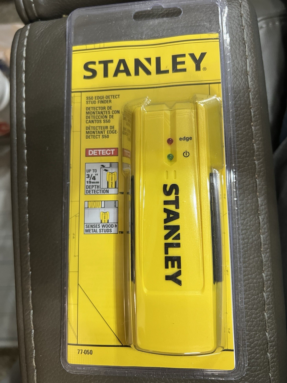 Stanley S50 Edge Detect Stud Finder 77-050