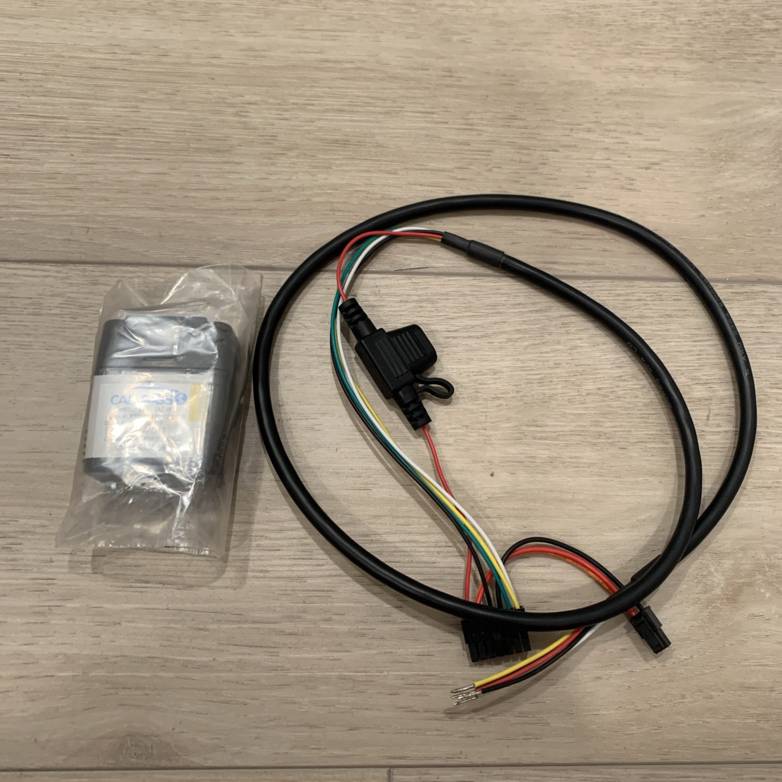 CallPass Quick Device GPS Vehicle Tracker with Original Wiring Harness NOS