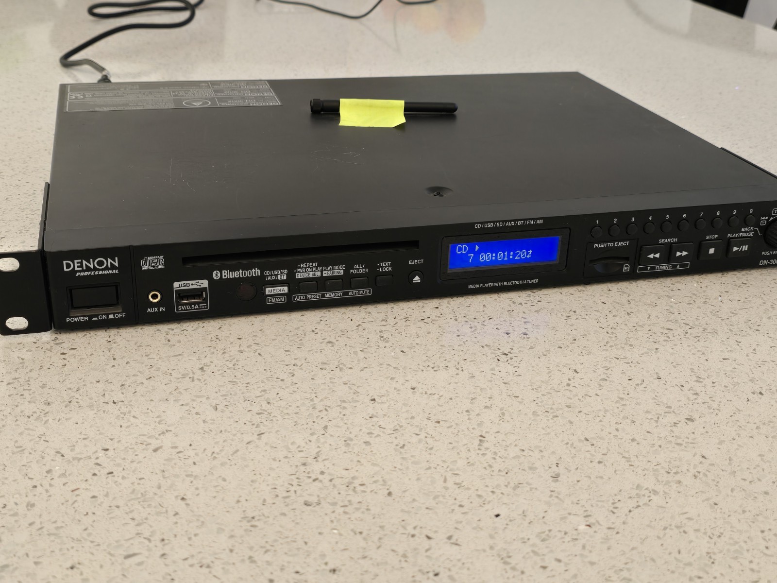 Denon DN-300Z Multimedia Player w Bluetooth Receiver and AM FM DN300Z Rack Mount
