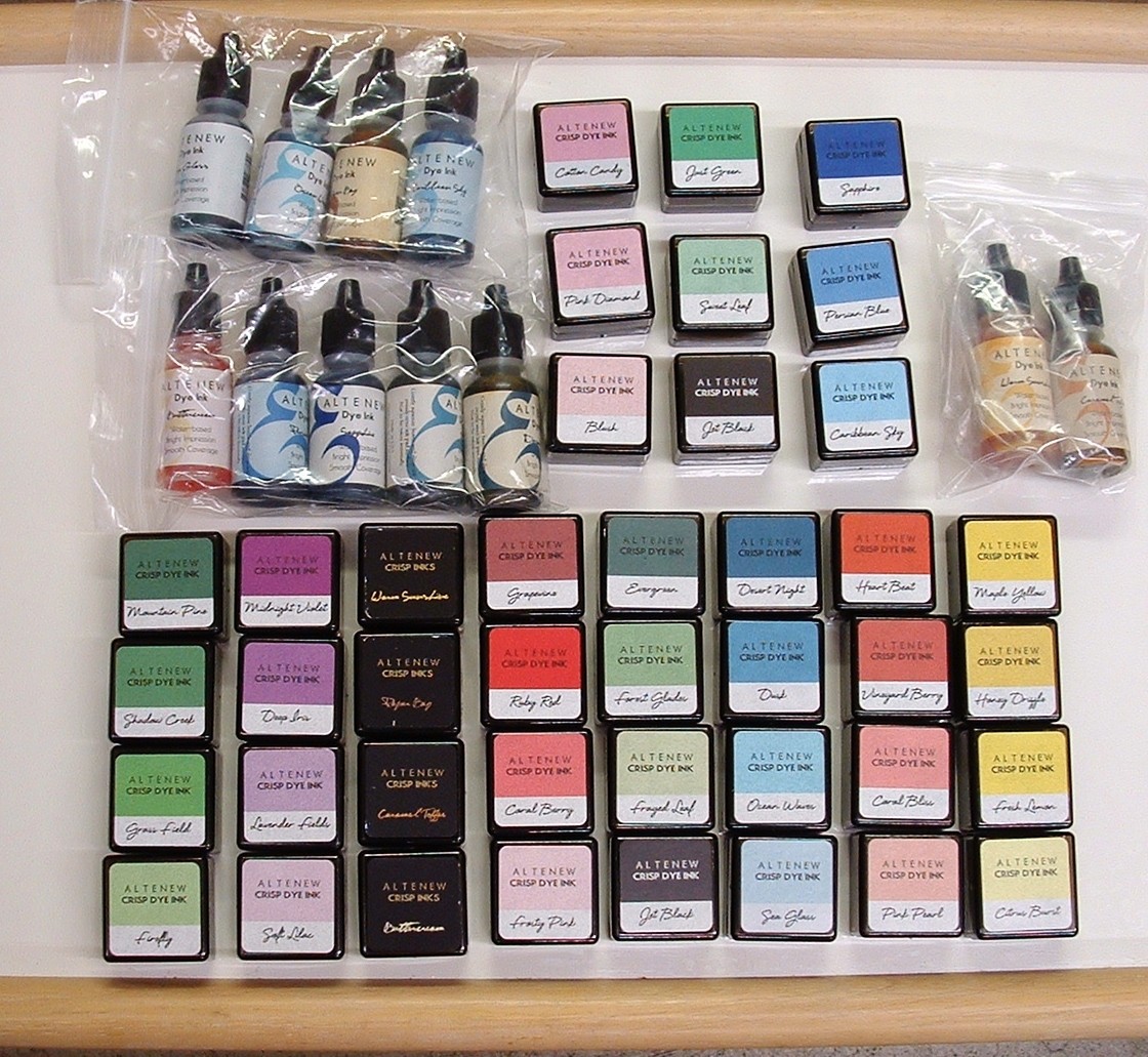 PREOWNED LARGE LOT ALTNEW CRISP DYE INK MINI STAMP PADS & 11 RE-INKER BOTTLES