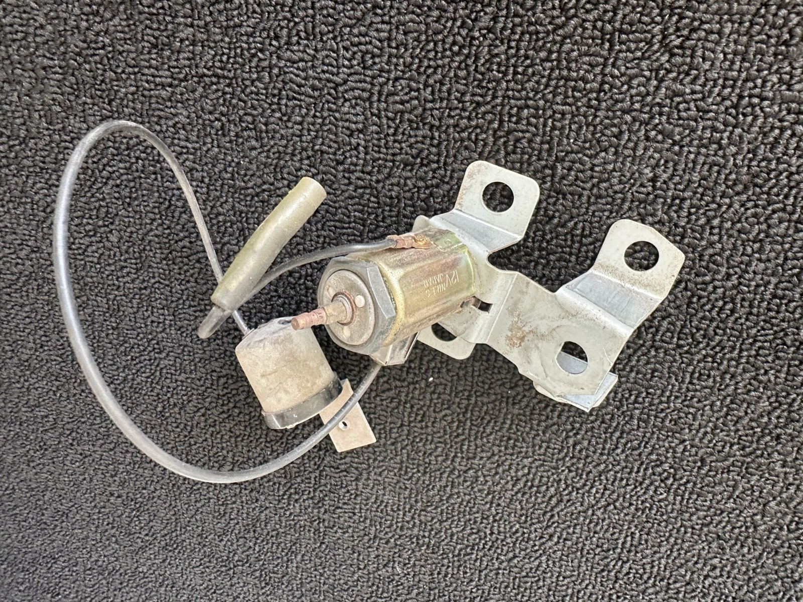 1973 Datsun 240Z Cigarette Lighter Assembly w/Hardware