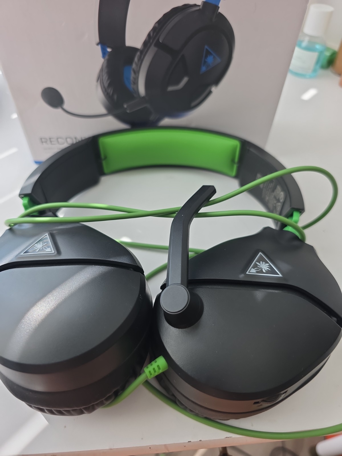 TURTLE BEACH WIRED HEADSET - BARELY USED - Great