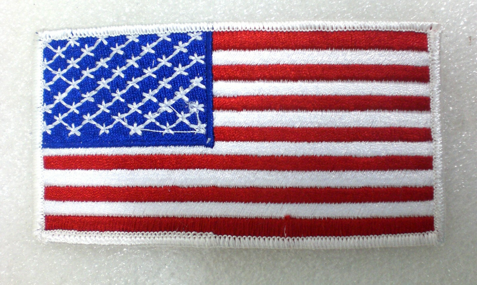 USA AMERICAN FLAG EMBROIDERED PATCH IRON-ON SEW-ON WHITE BORDER (4¼ x 2¼”)