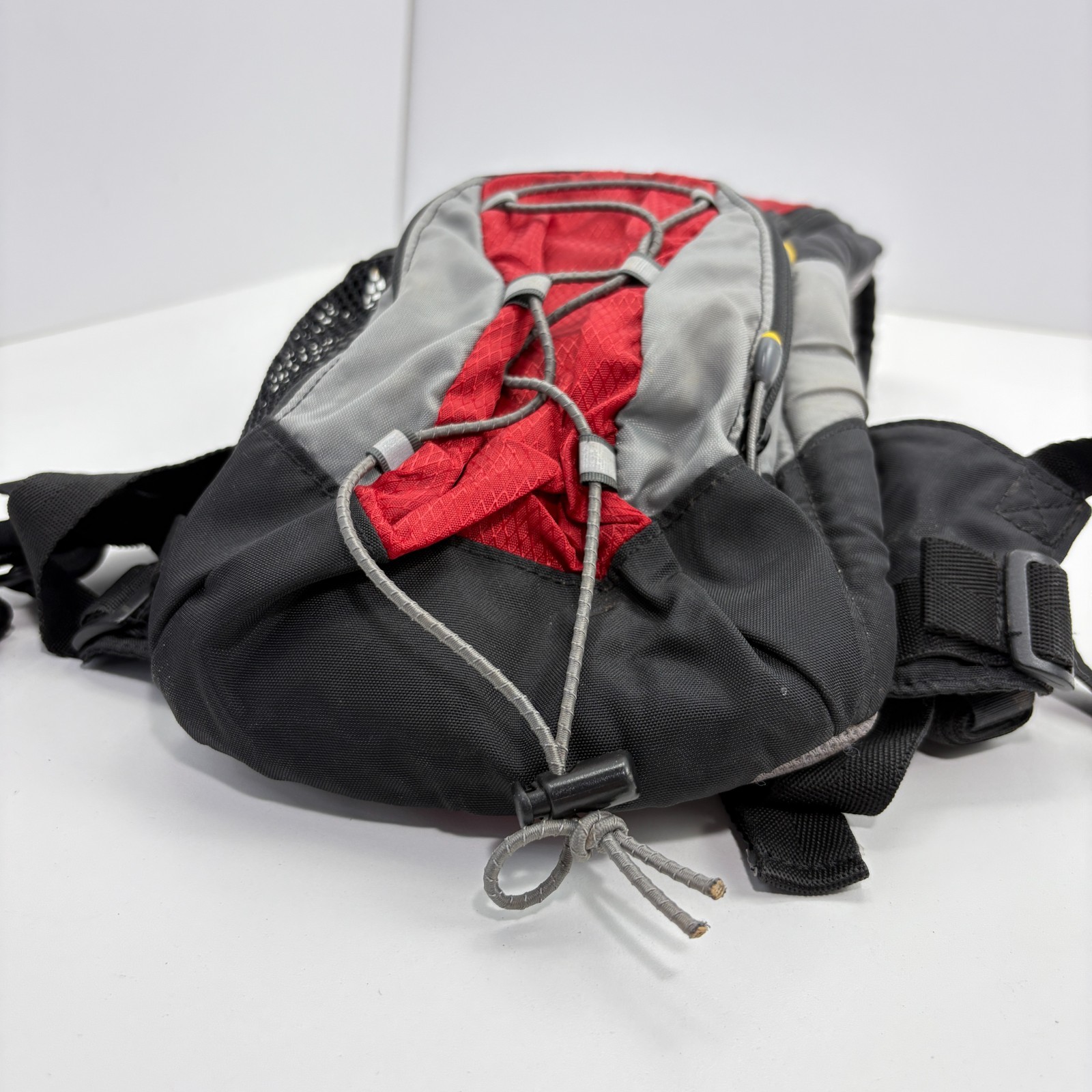 Camelbak Lobo Hydration Pack w/ Bladder Red Hiking Backpack Outdoor Camping