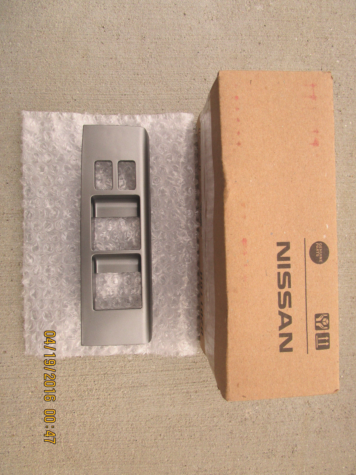 05-12 NISSAN PATHFINDER DRIVER MASTER POWER WINDOW SWITCH BEZEL TRIM GRAY NEW