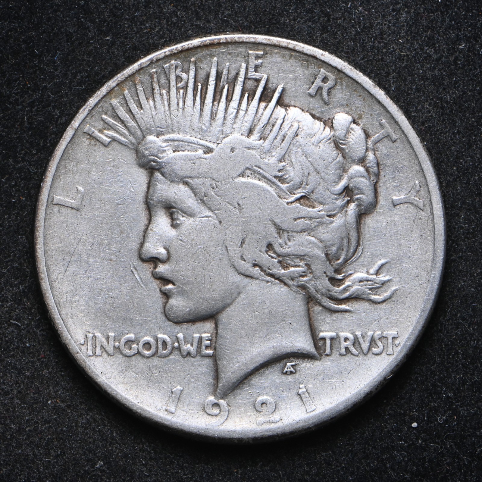 1921 Peace Silver Dollar (cn15958)