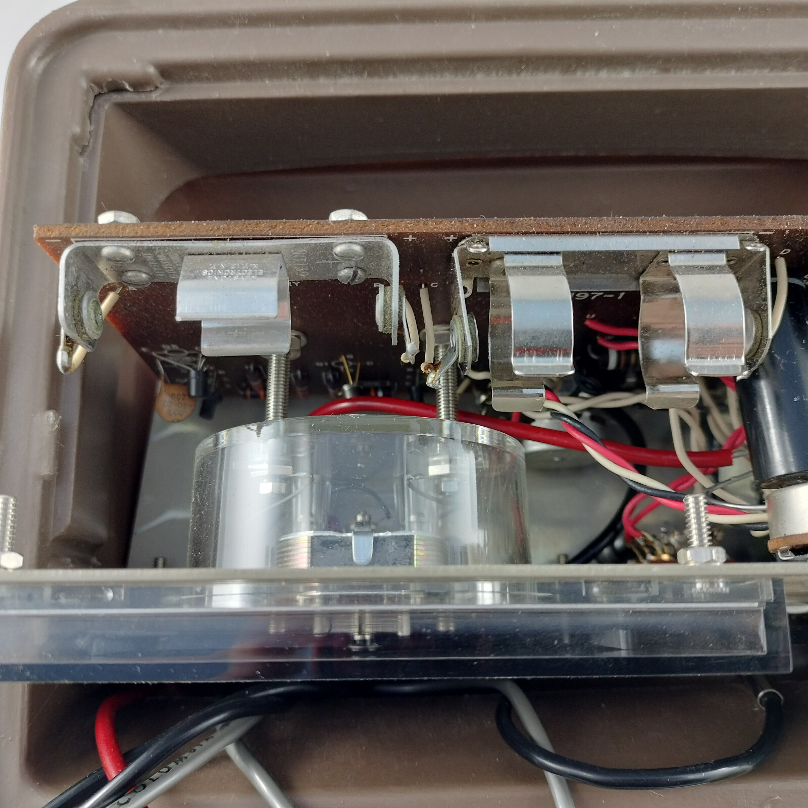 Heathkit Utility Solid-State Voltmeter Model IM-17 in Original Casing No Battery