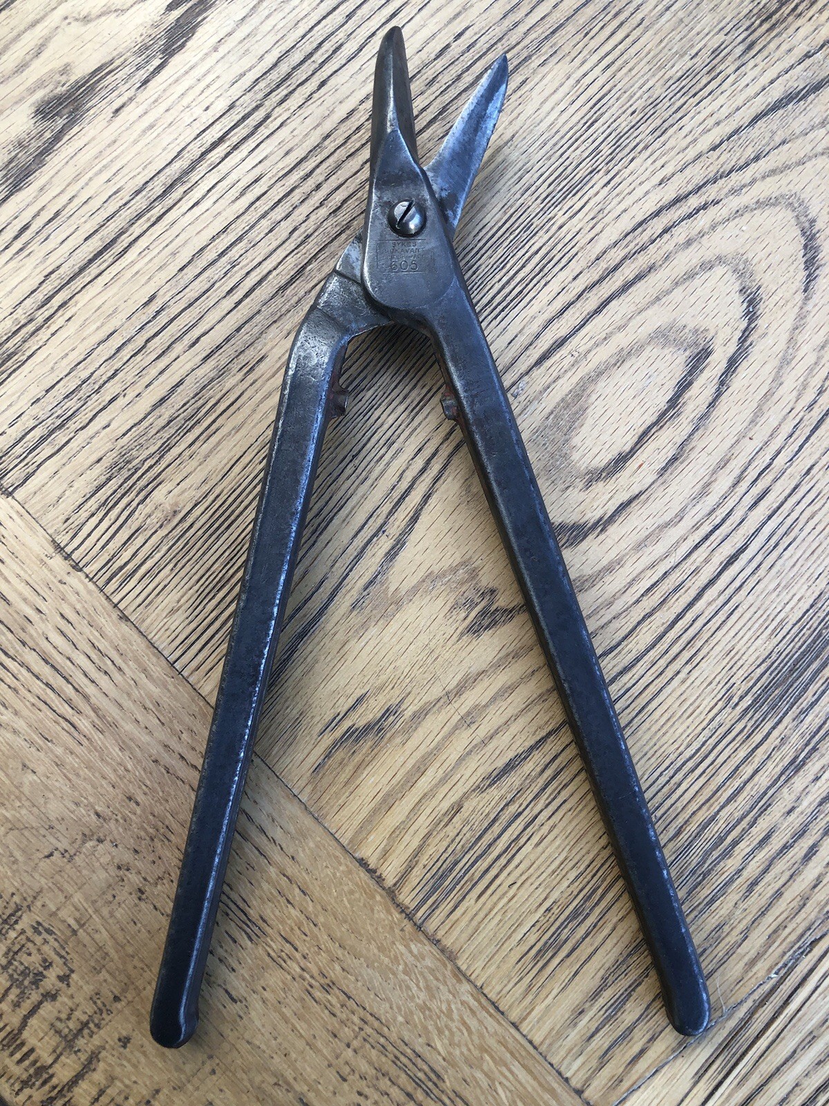 Stunning Vintage Sykes Pickavant 605  Tin Snips. Gilbows Metal Shears dolly
