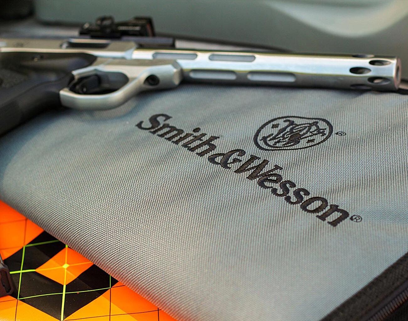 Smith & Wesson Defender Pistol Soft Sided Case Large 110020