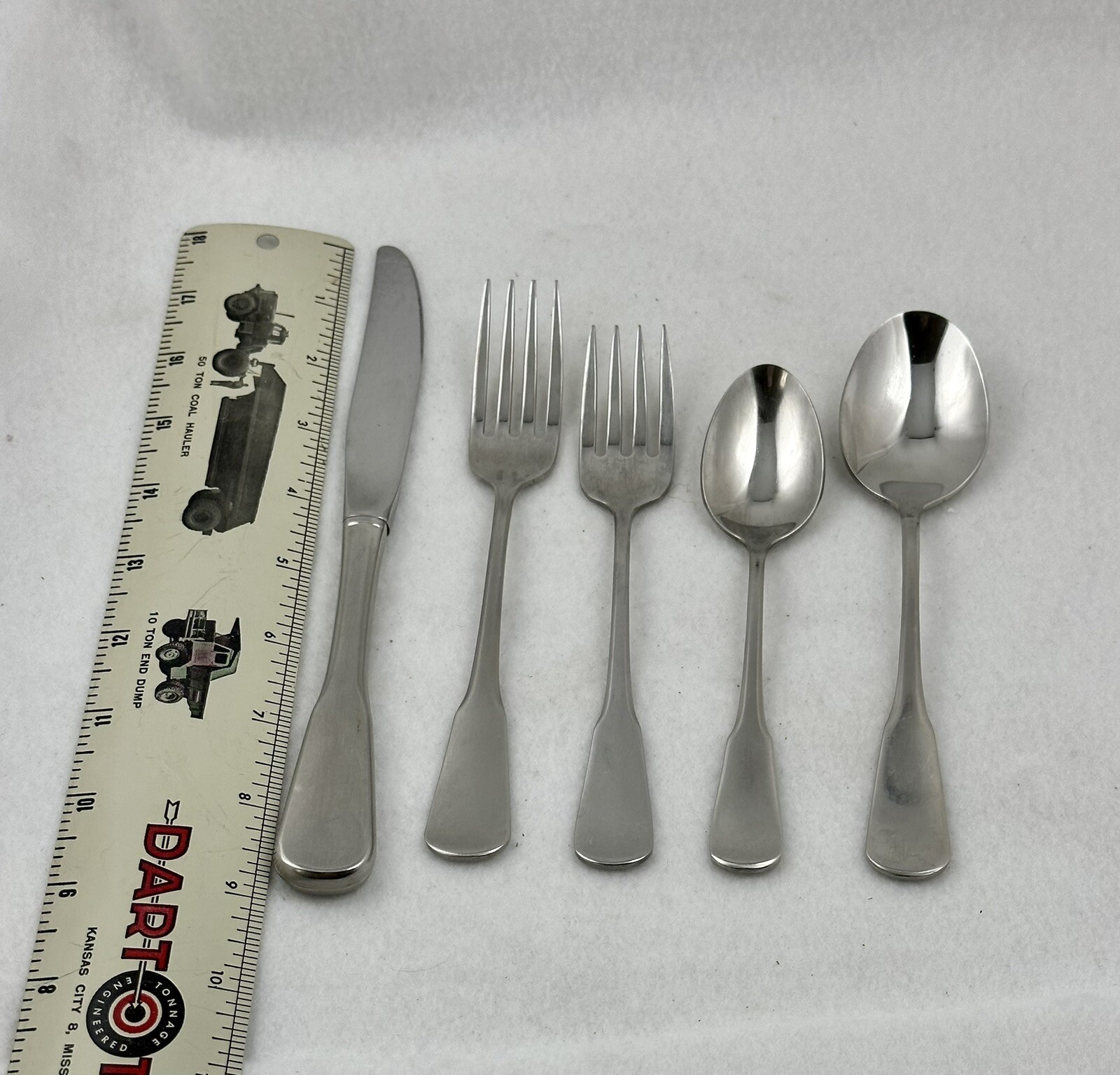 SSS BY ONEIDA STAINLESS SATIN SILVERWARE COLONIAL BOSTON PATTERN 5 PIECE SET