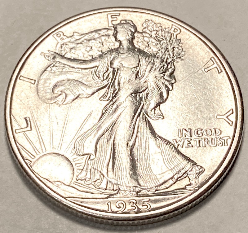 1935 D WALKING LIBERTY SILVER HALF CHOICE AU / BU