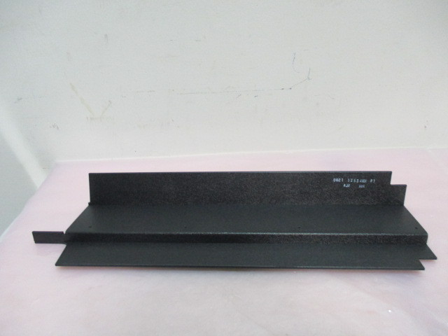 AMAT 0021-12534 Rev.P1, Rear Corner Guard Side Long, AJX-P1-101. 418348