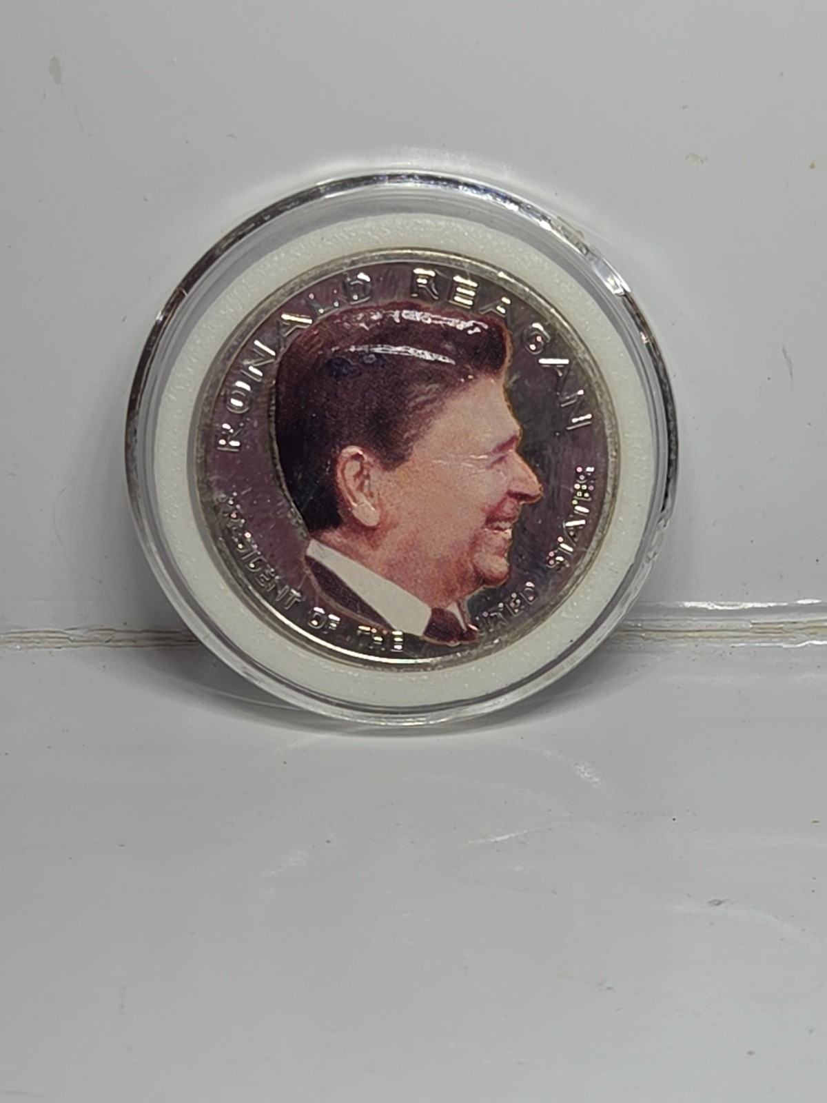 COMMERITIVE RONALD REAGAN COIN
