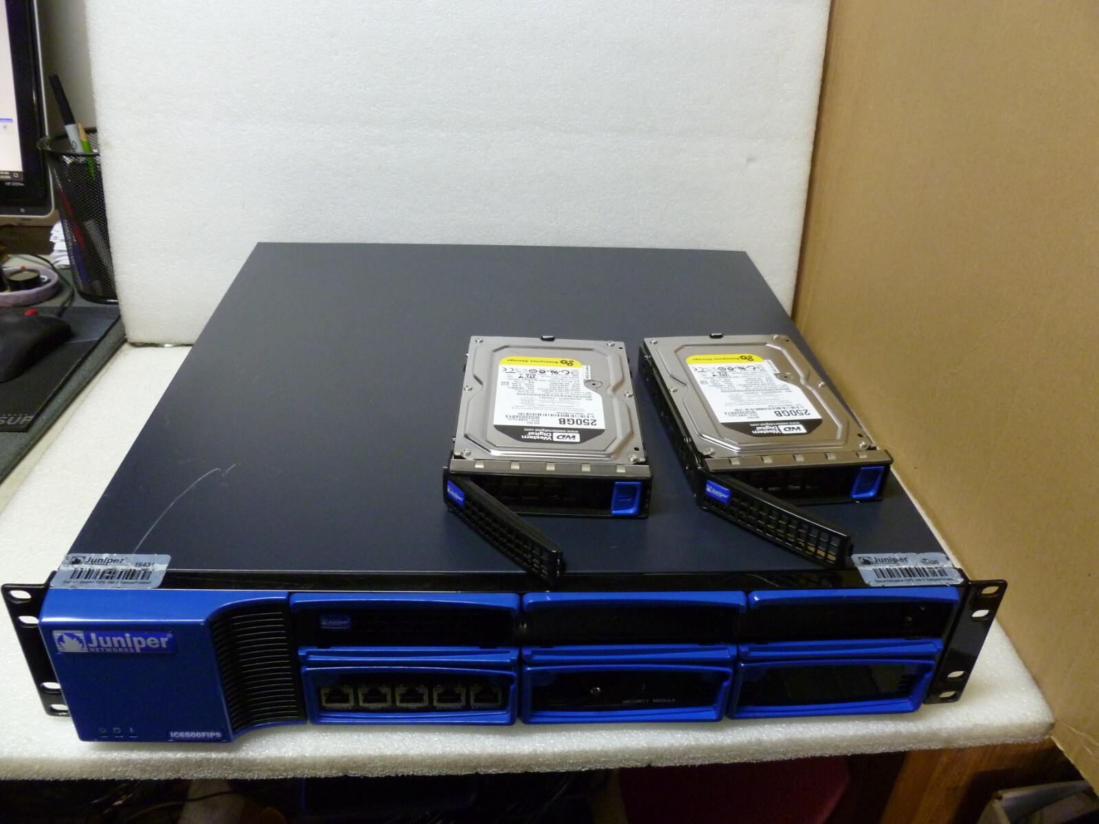 Juniper SA6500FIPS  Secure Access 1 x PSU PWS-401-1R 2X 250GB HARD DRIVE