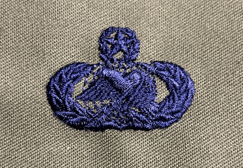 US Air Force Master Logistics Plans Badge BDU Sew-On OD Green USAF
