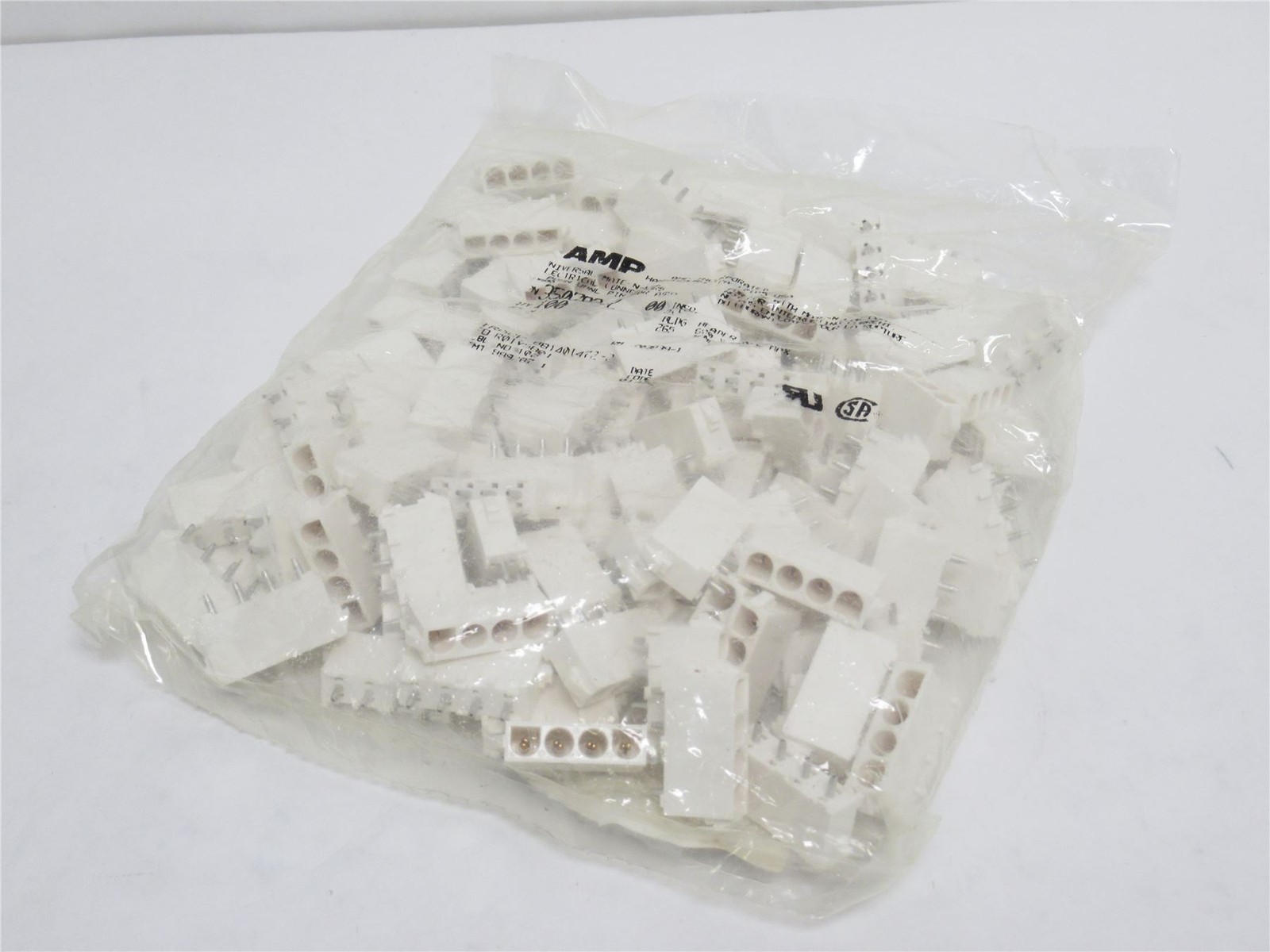 229007 New-No Box; AMP 350792-2 Bag-100 Vertical Header Connector; 4-Pos; 6.3mm